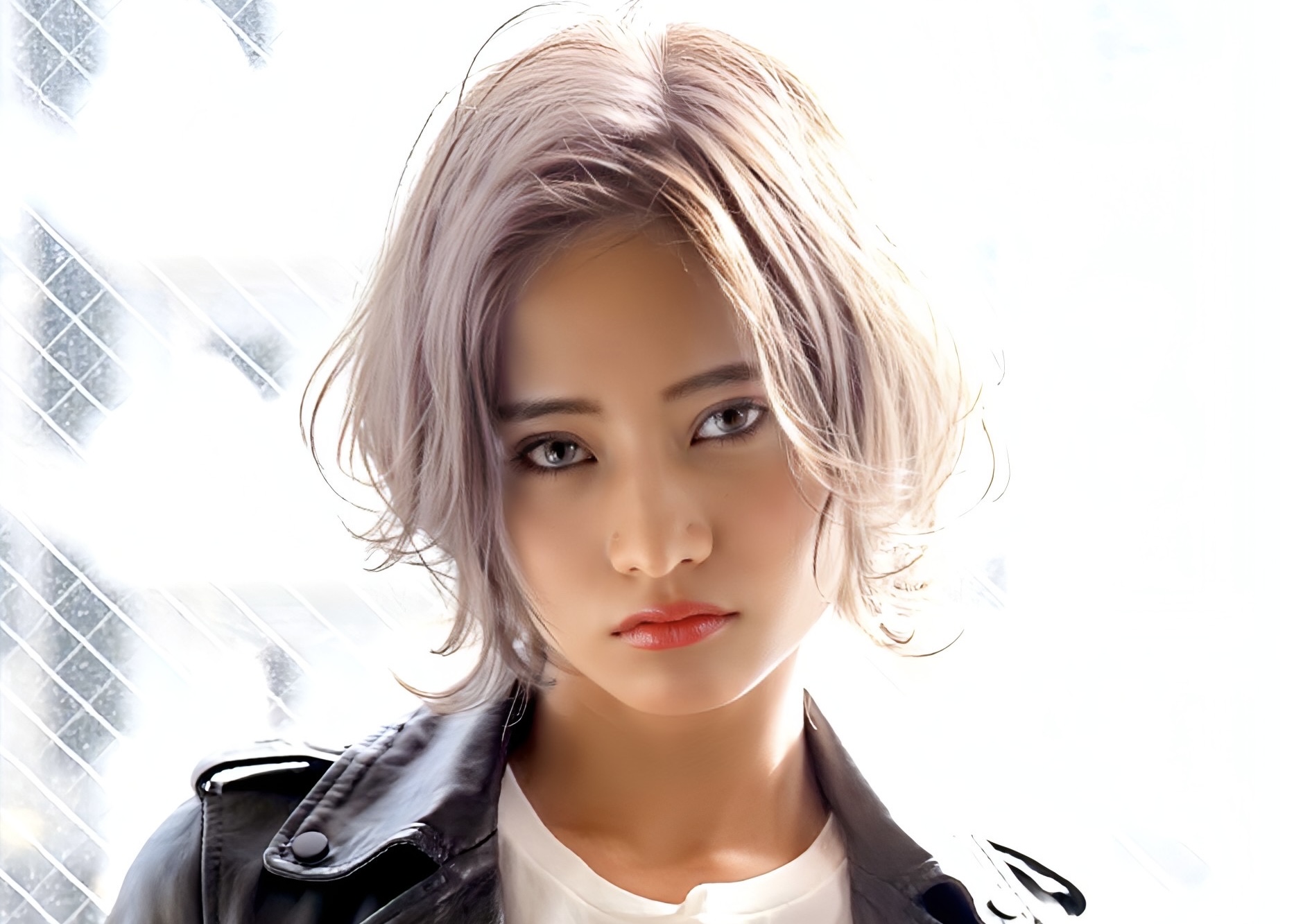 くびれショートボブ